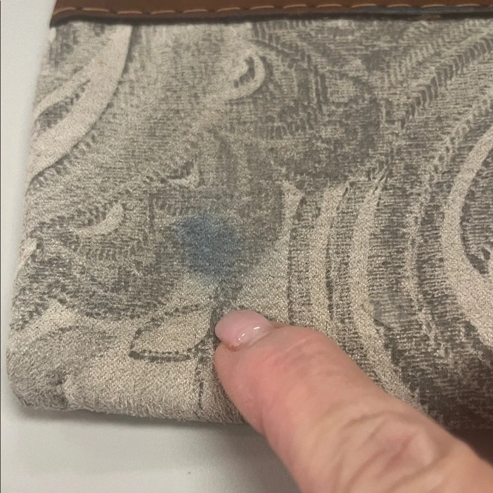 Source Unknown Brown and Gray Patterned Wallet w/Guatemala stamp